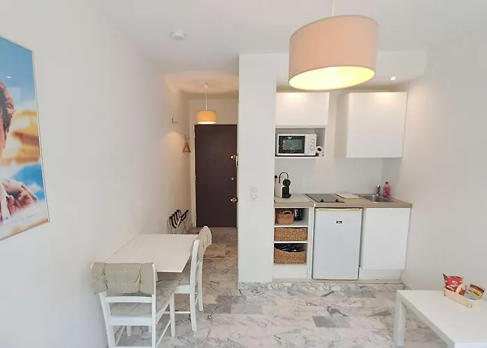 Daire Beau Centre Marechal Juin